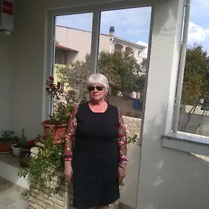  Apartament Ticic